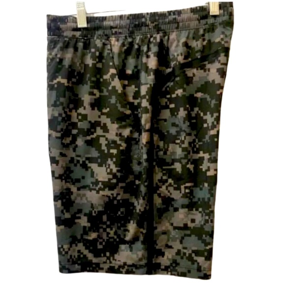 LIKE NEW! Lululemon Pace Breaker Short *Linerless 9" - Picture 5 of 13